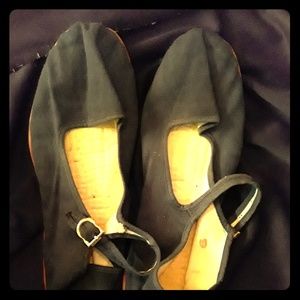 Vintage shoes ..Mary Jane's..used but in good cond